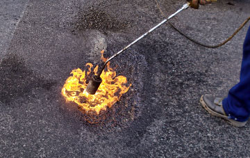 Dyan flat roofing repairs