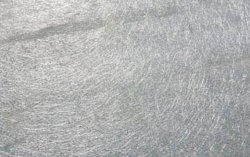 Dyan laminate fibreglass or shingles?